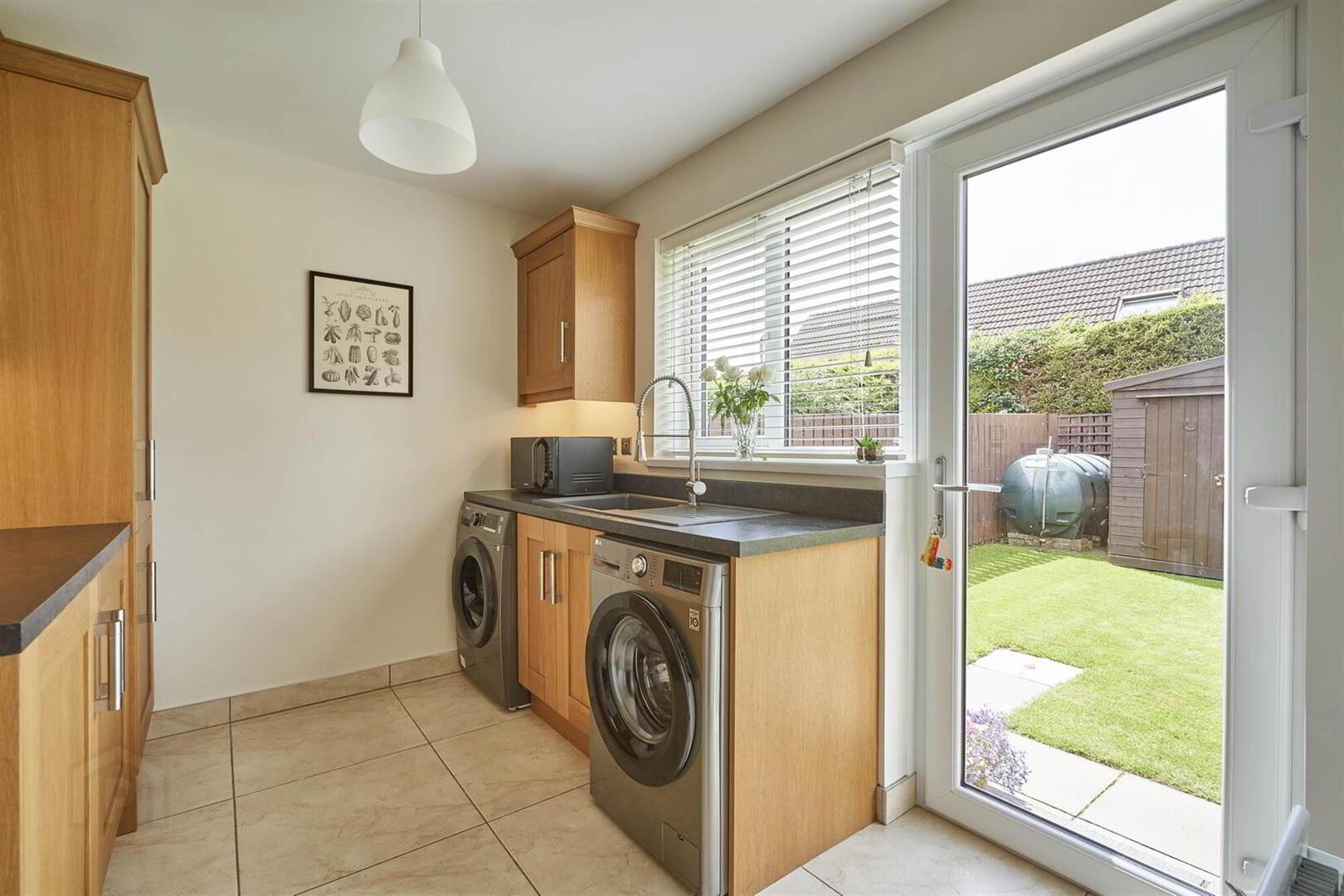 8 Dunkeld Court 14 of 26