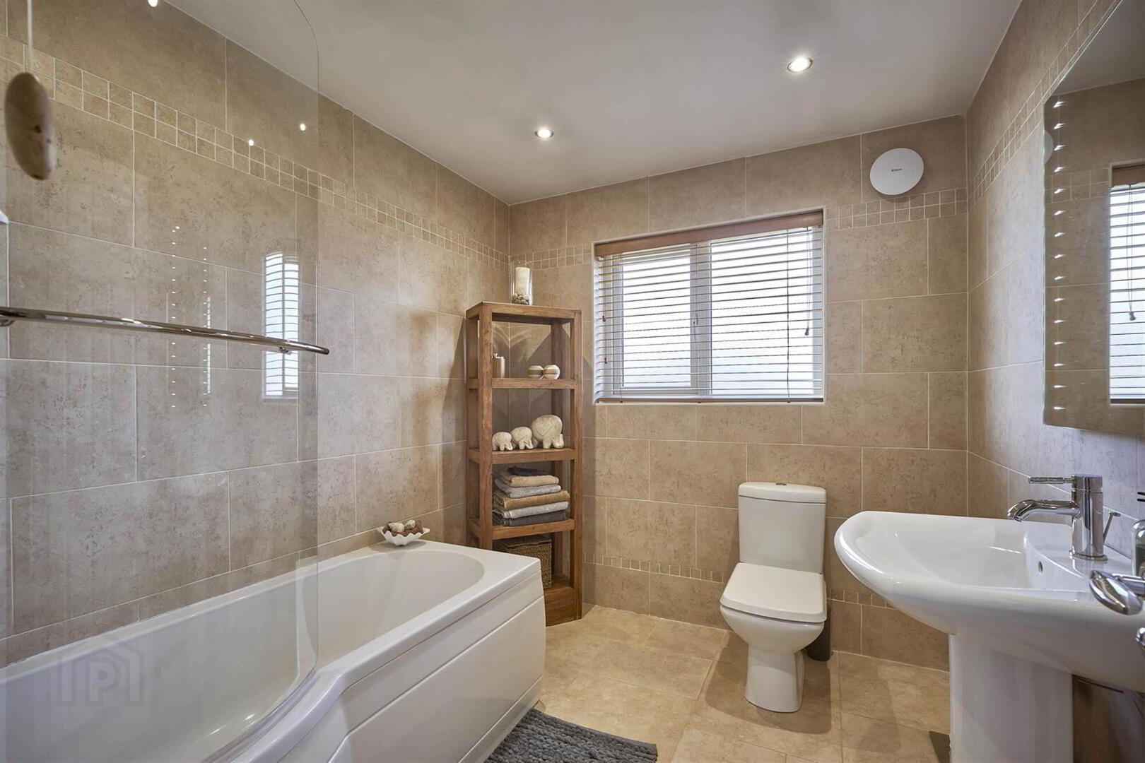 8 Dunkeld Court 19 of 26