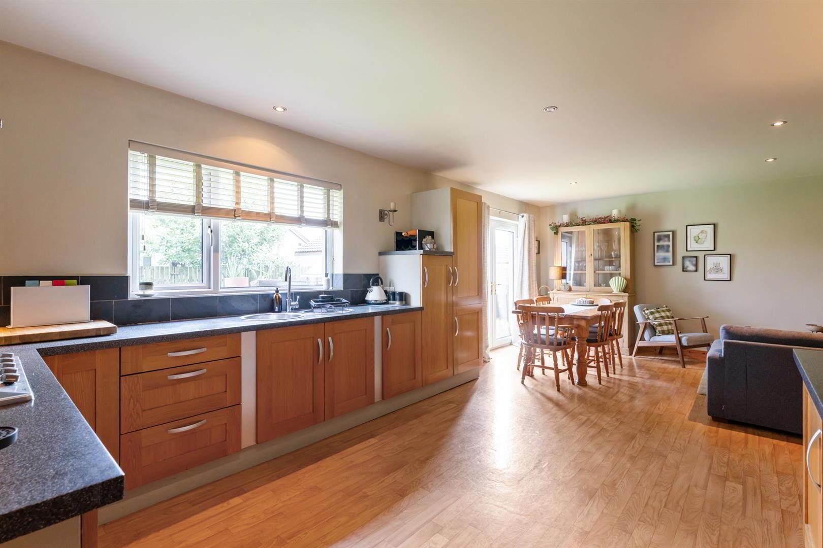 16 Castle Meadow Road 8 of 26