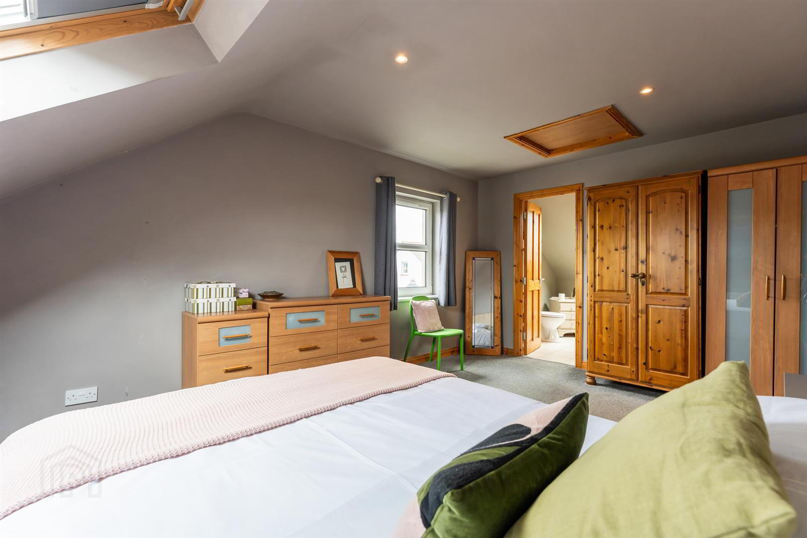 16 Castle Meadow Road 16 of 26
