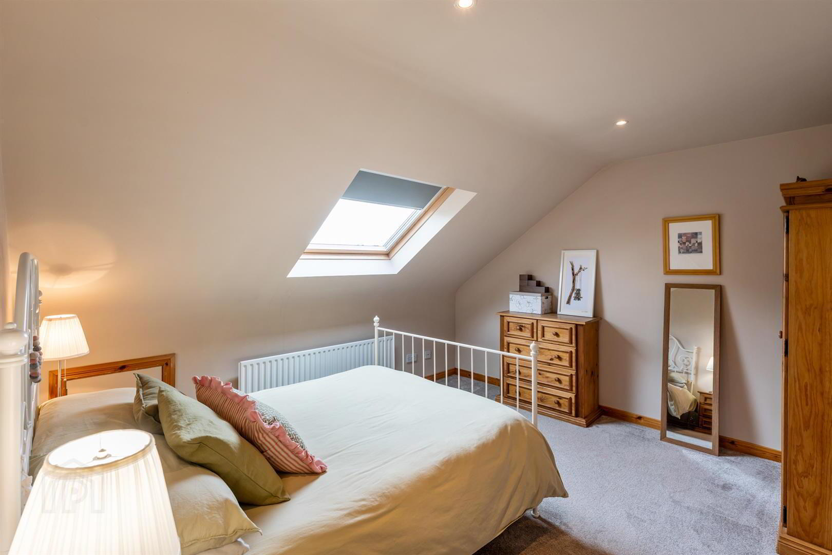 16 Castle Meadow Road 21 of 26