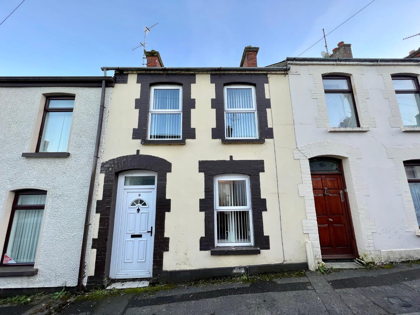 9 Glasgow Terrace 1 of 11