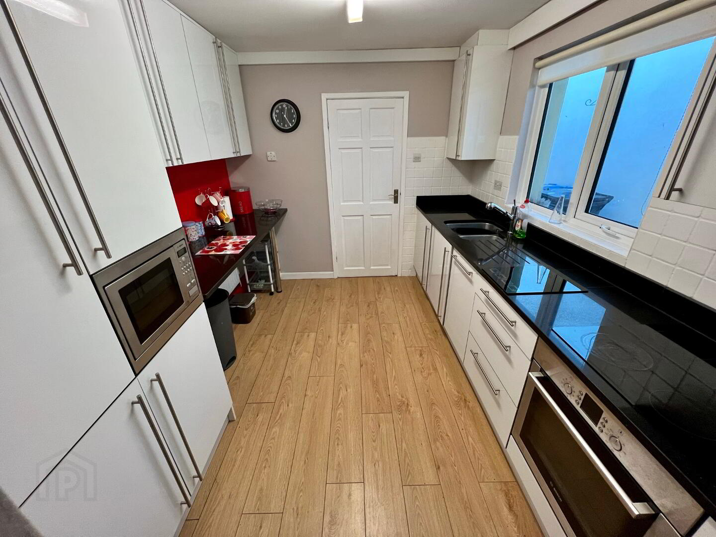 9 Glasgow Terrace 5 of 11