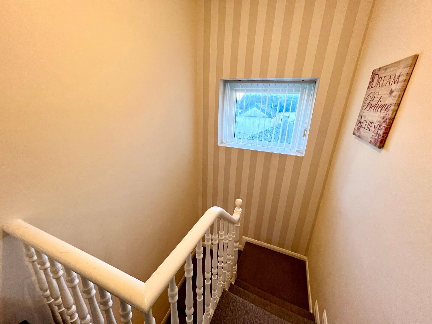 9 Glasgow Terrace 9 of 11