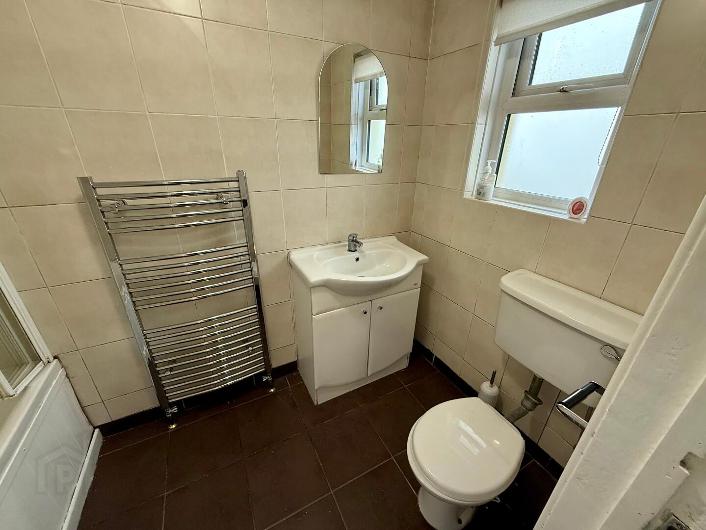 9 Glasgow Terrace 8 of 11