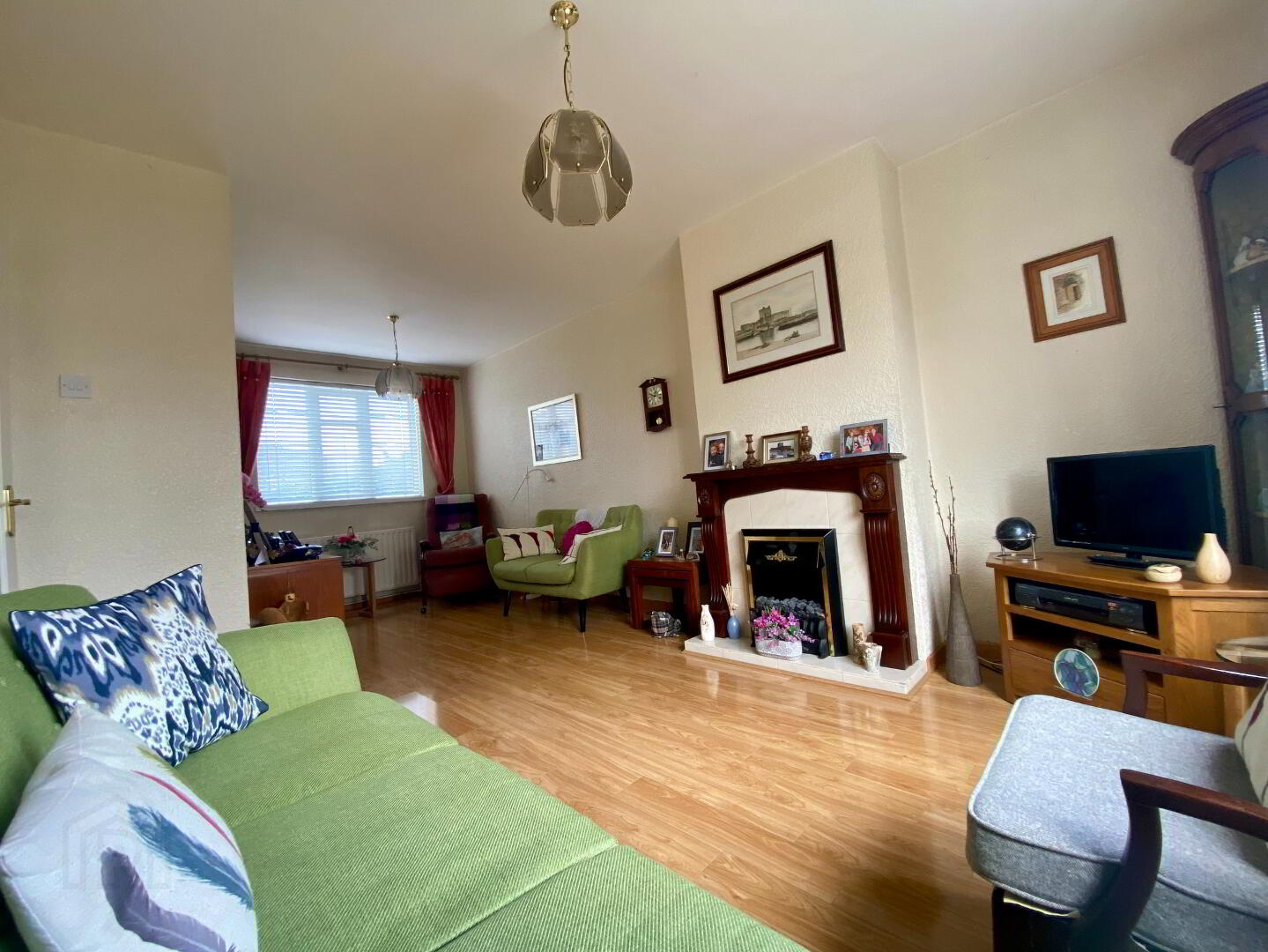 52 Victoria Road 5 of 16
