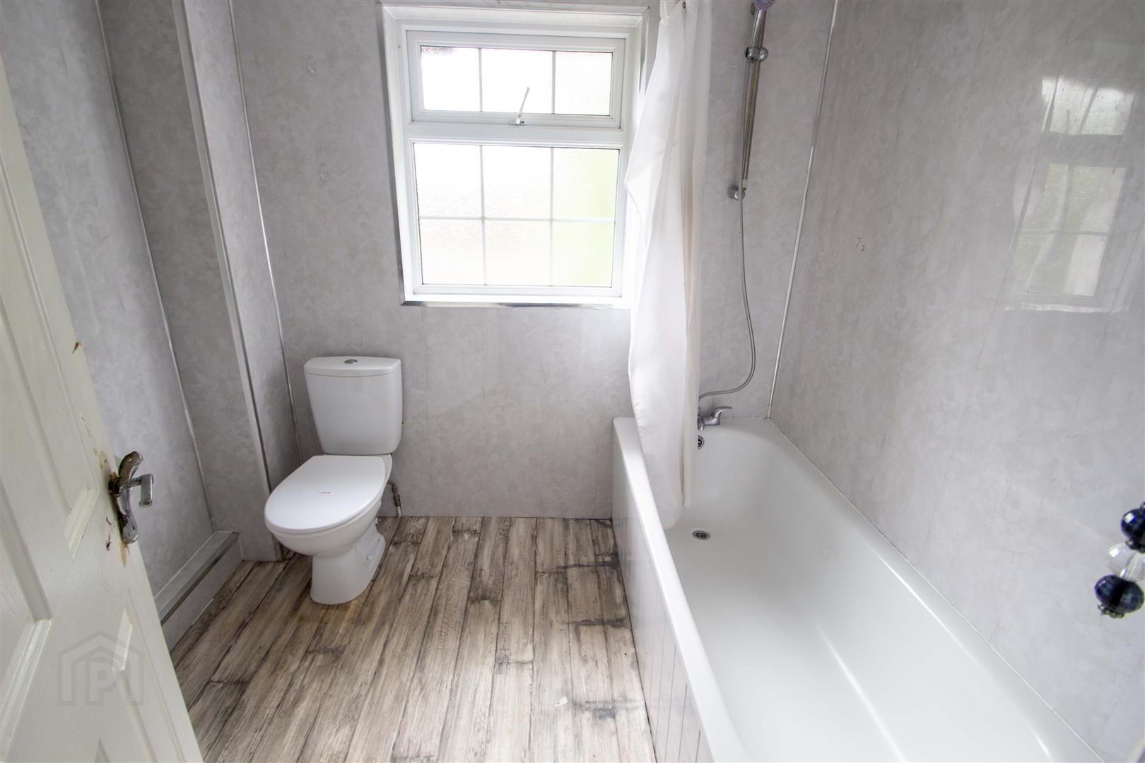 2 Ardcaoin Avenue 14 of 21