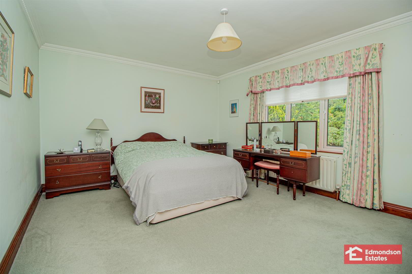 27 Dreen Road 24 of 35