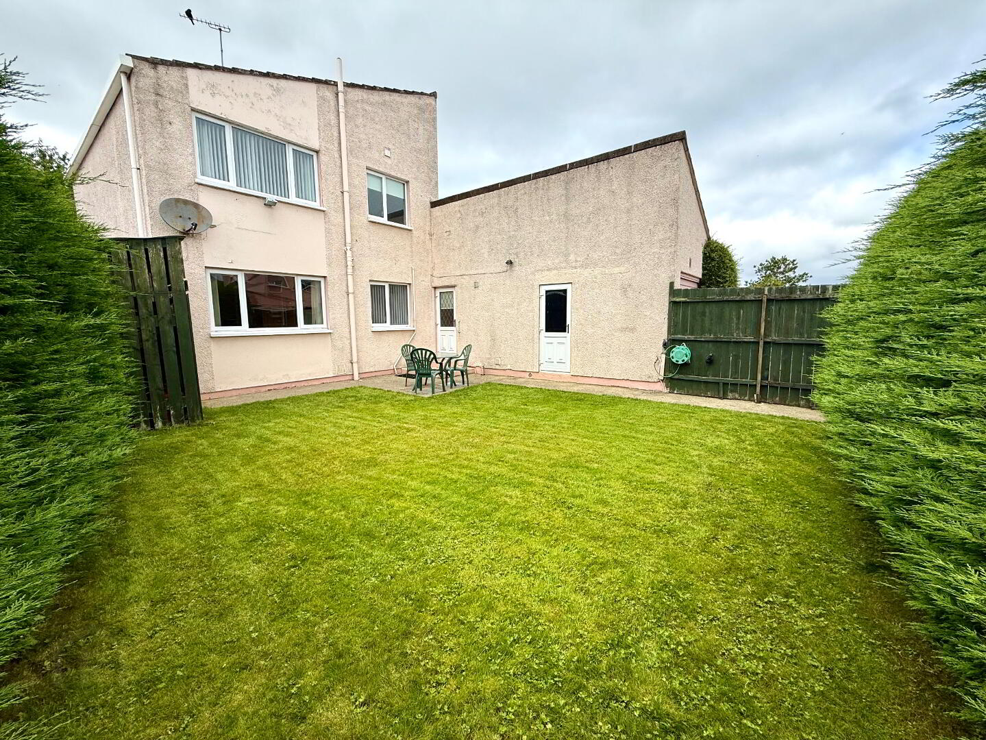 36 Castle Park 38 of 39