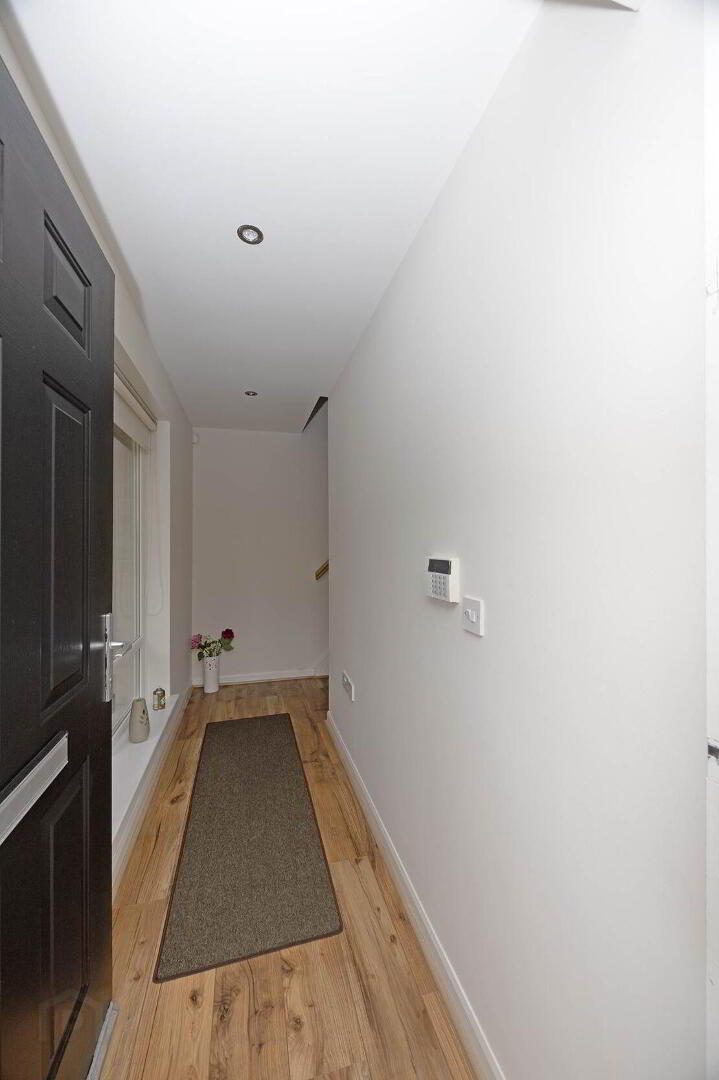 32 Castle Lane Mews 3 of 16