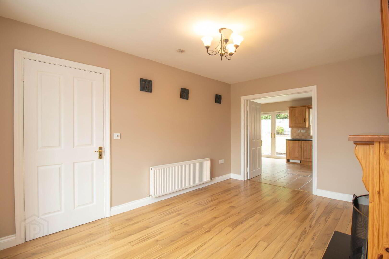 53 Heatherfield 6 of 27