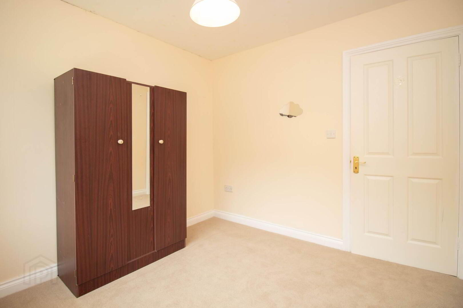 53 Heatherfield 19 of 27