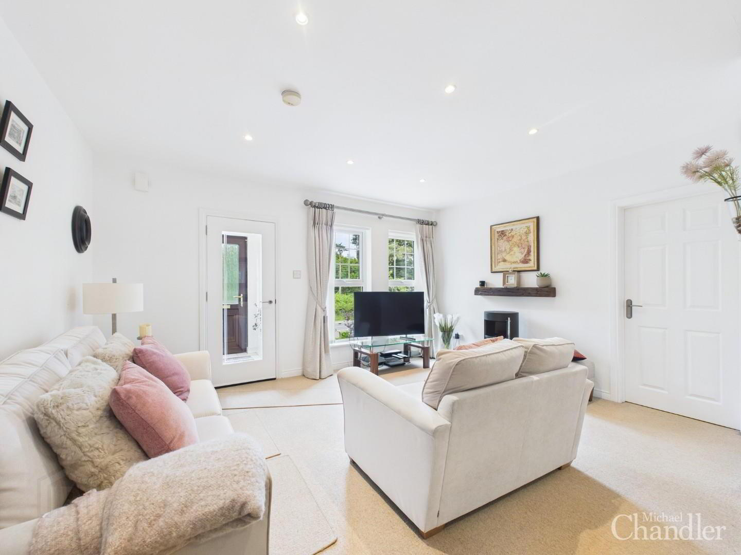 75 Ballylenaghan Park 4 of 13