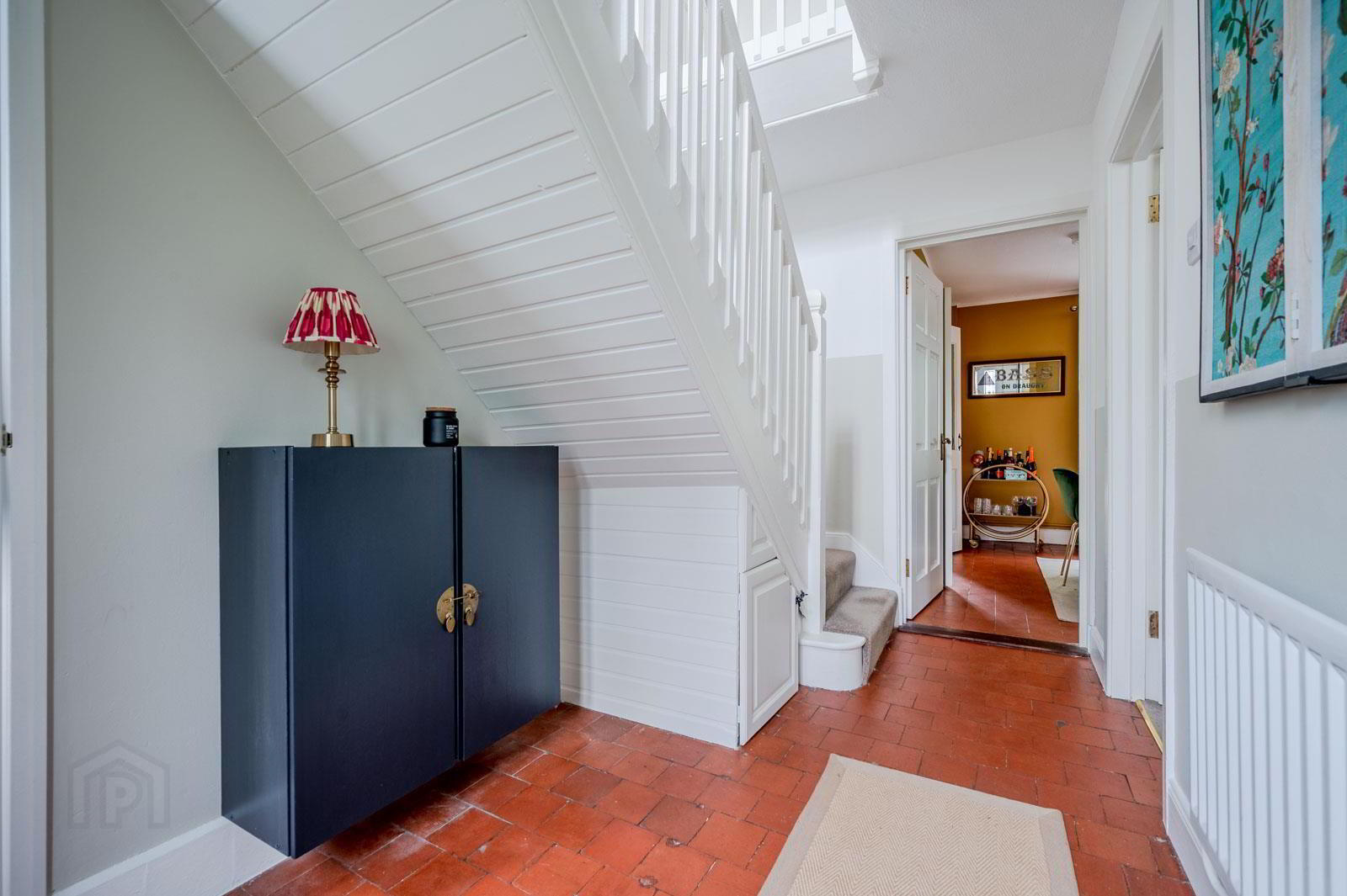 property description image