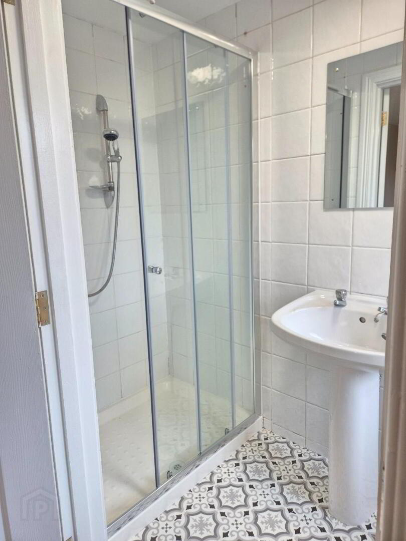 Unit B, 1 Enagh Crescent 5 of 7