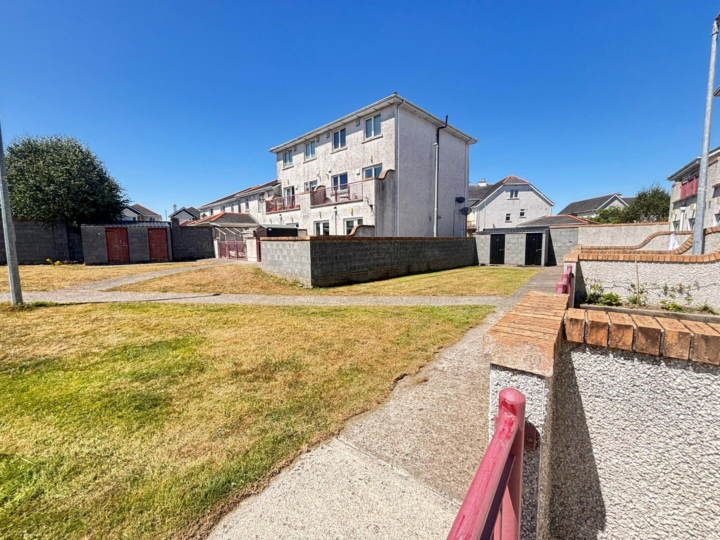24 Ashgrove, Parcnagowan 15 of 18