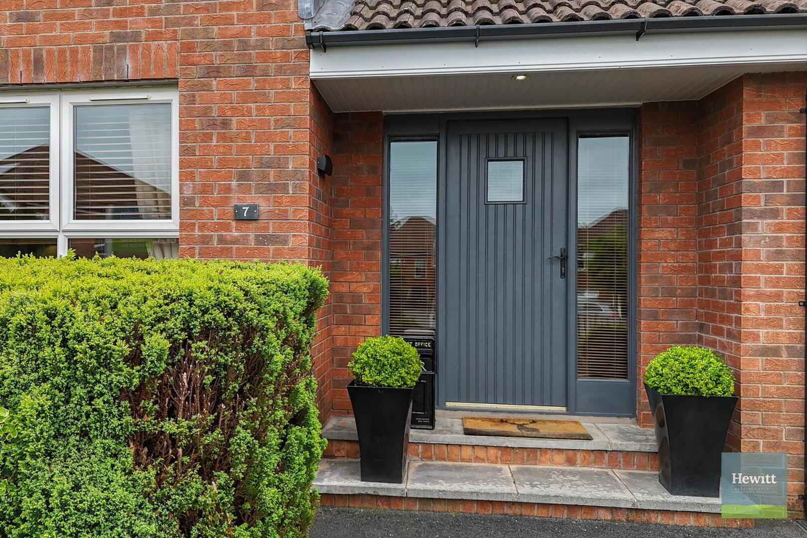 7 Eden Court 3 of 39