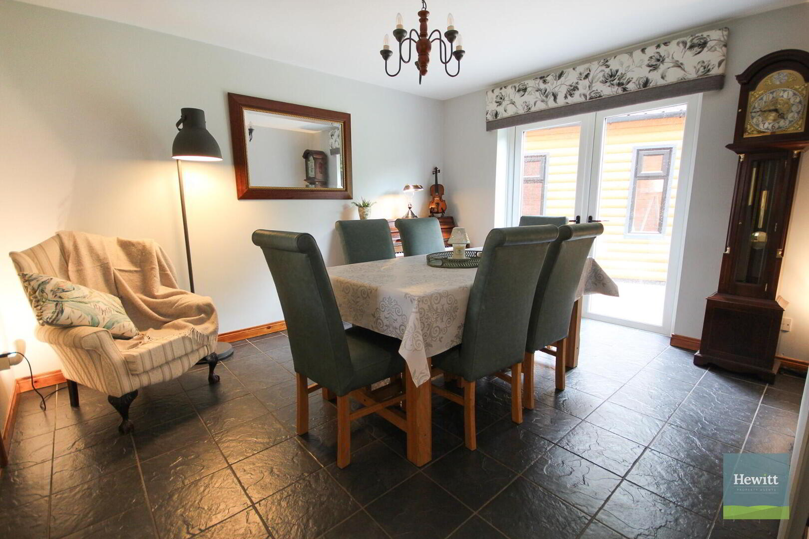 7 Eden Court 15 of 39