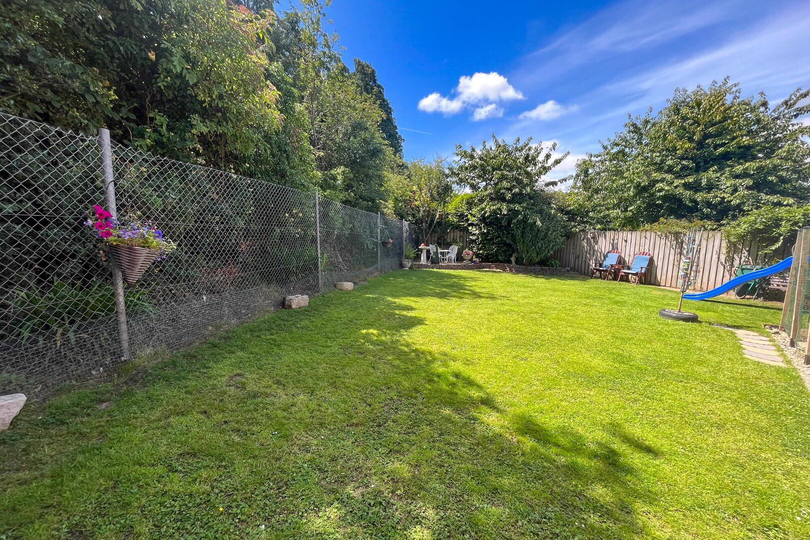 7 Eden Court 40 of 46