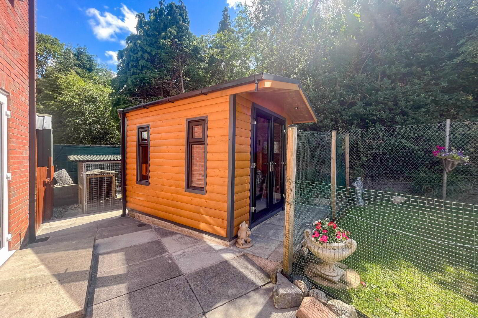 7 Eden Court 36 of 46