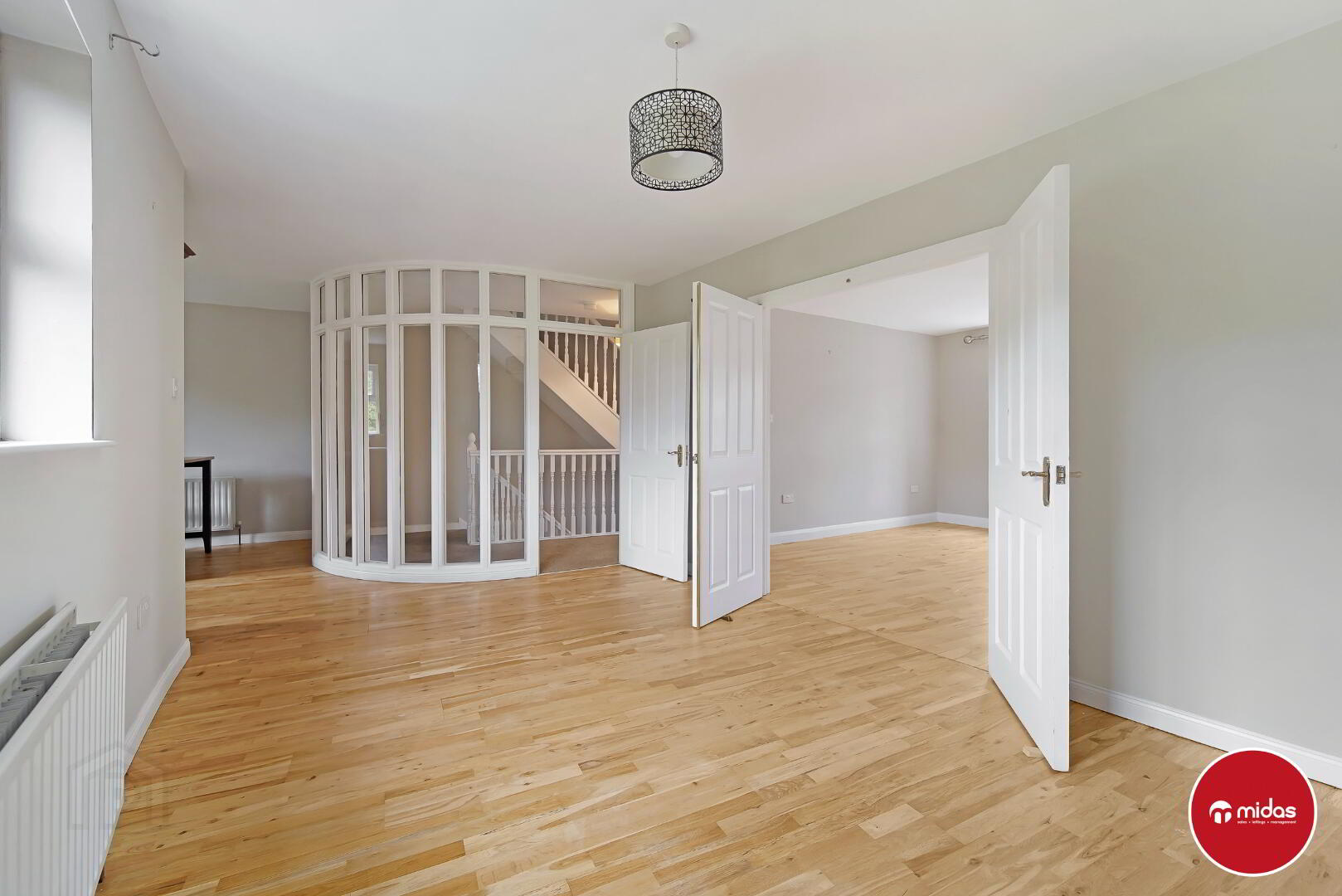 104 Waterfoot Park 11 of 24