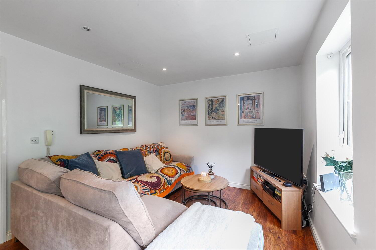 68 Milfort Mews 6 of 12