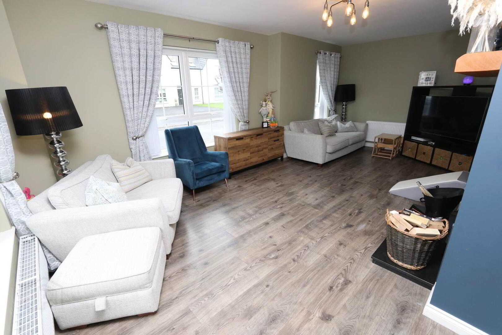 16 Lakebourne Lodge 6 of 42