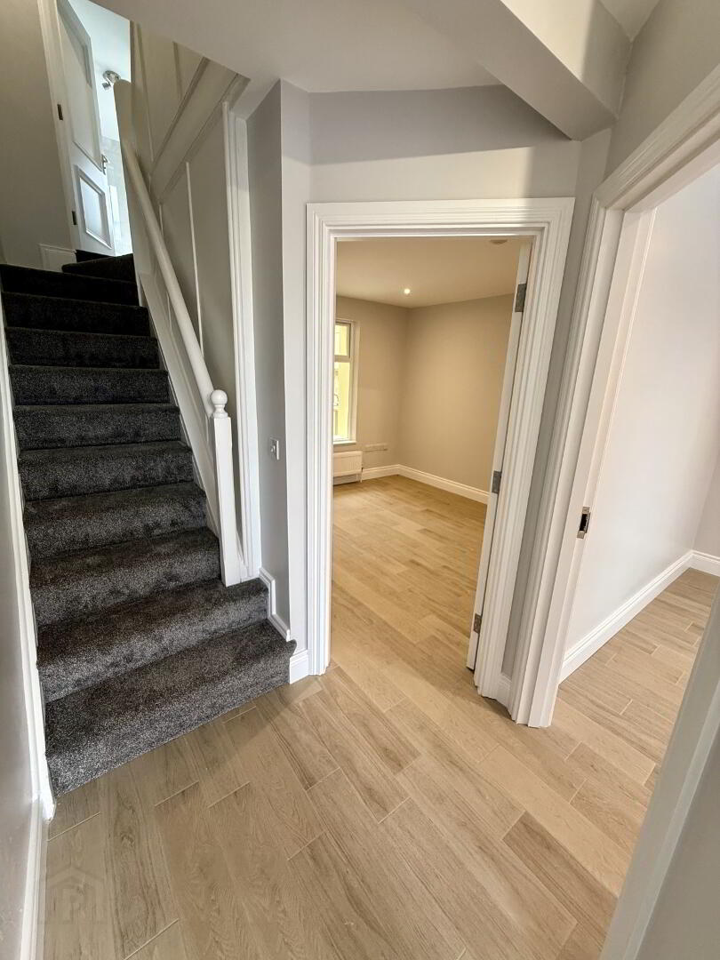 property description image