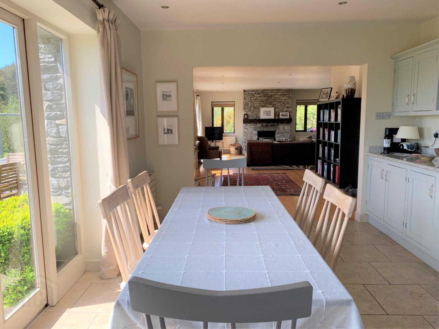 The Stone House, Rossbrin 14 of 35