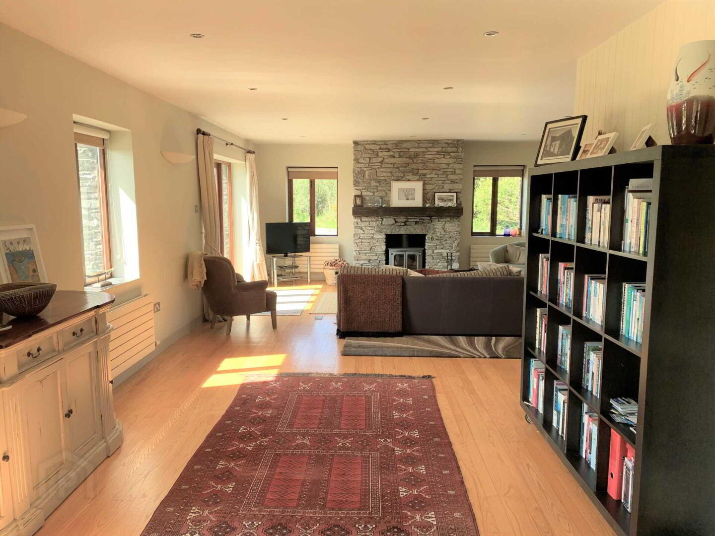 The Stone House, Rossbrin 16 of 35