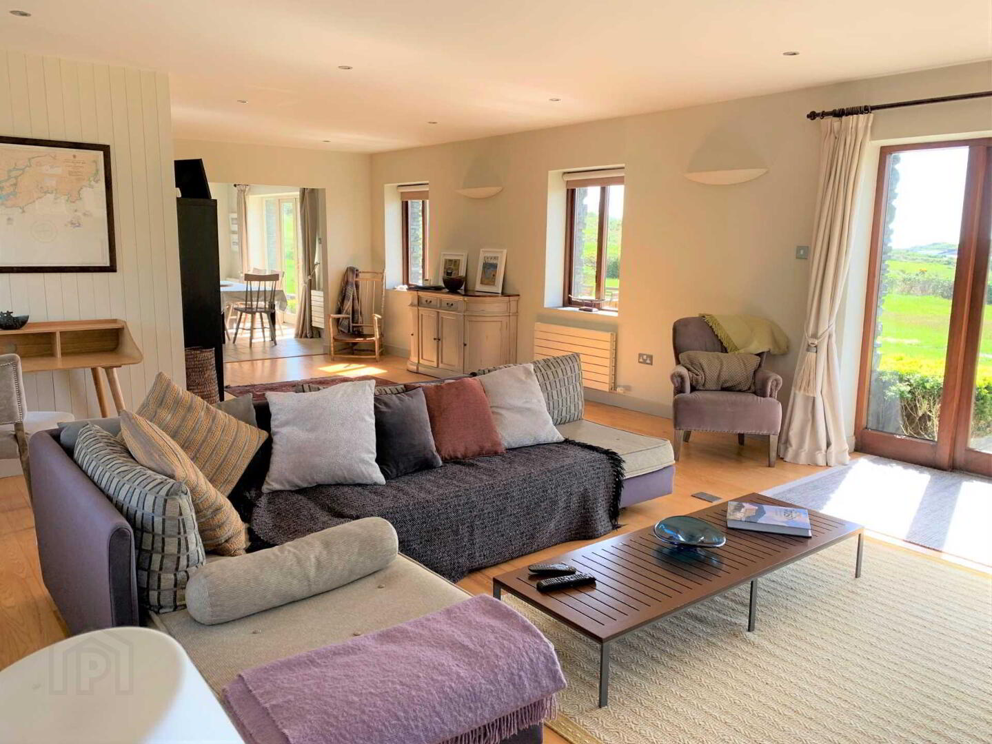 The Stone House, Rossbrin 18 of 35