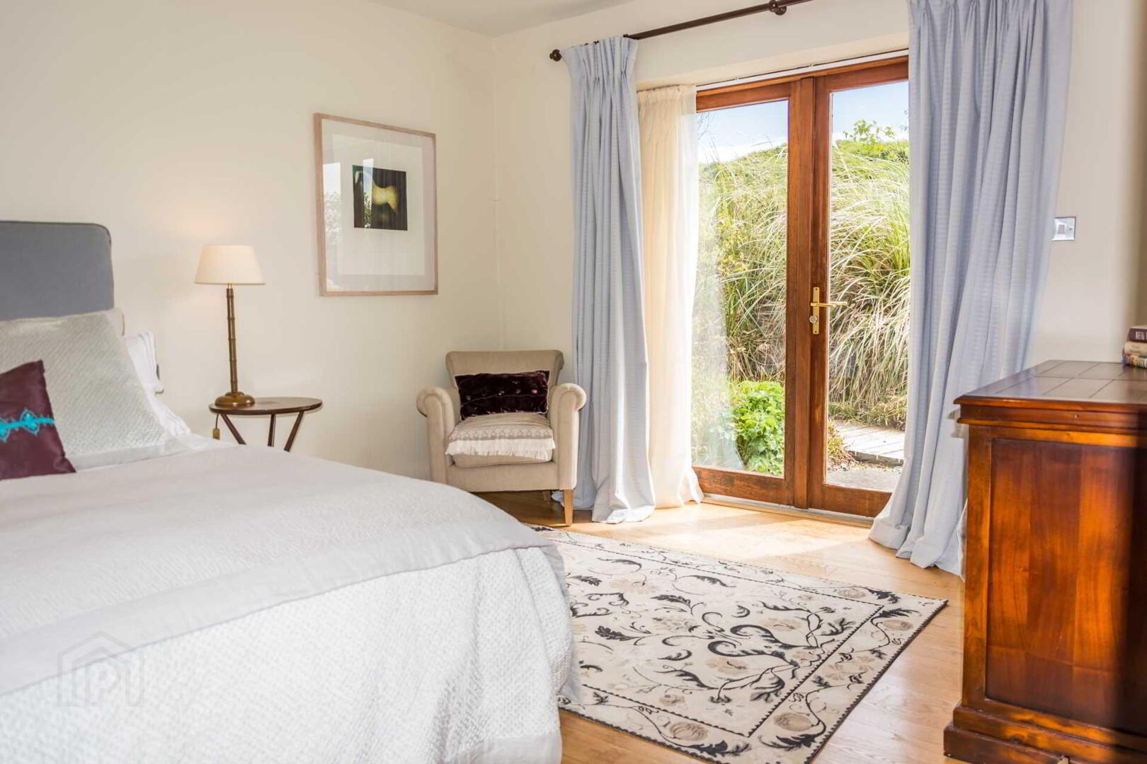 The Stone House, Rossbrin 21 of 35