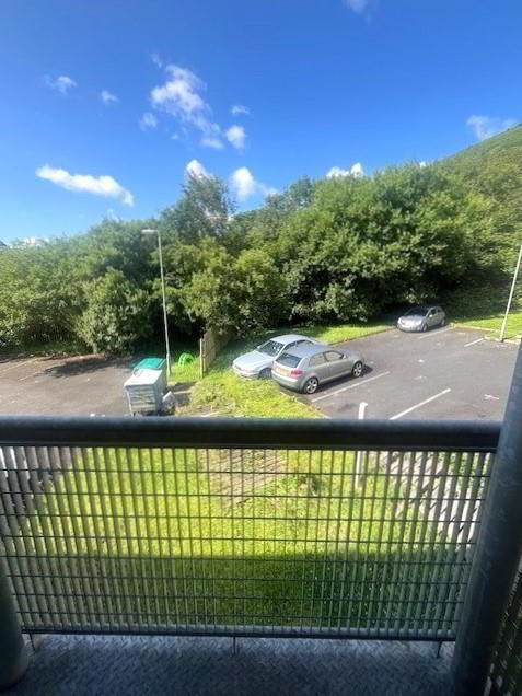 79c Heath Lodge Drive 5 of 12