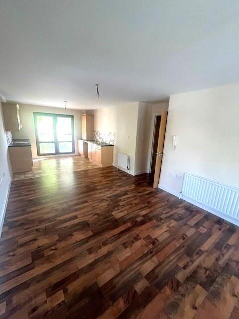 79c Heath Lodge Drive 3 of 12