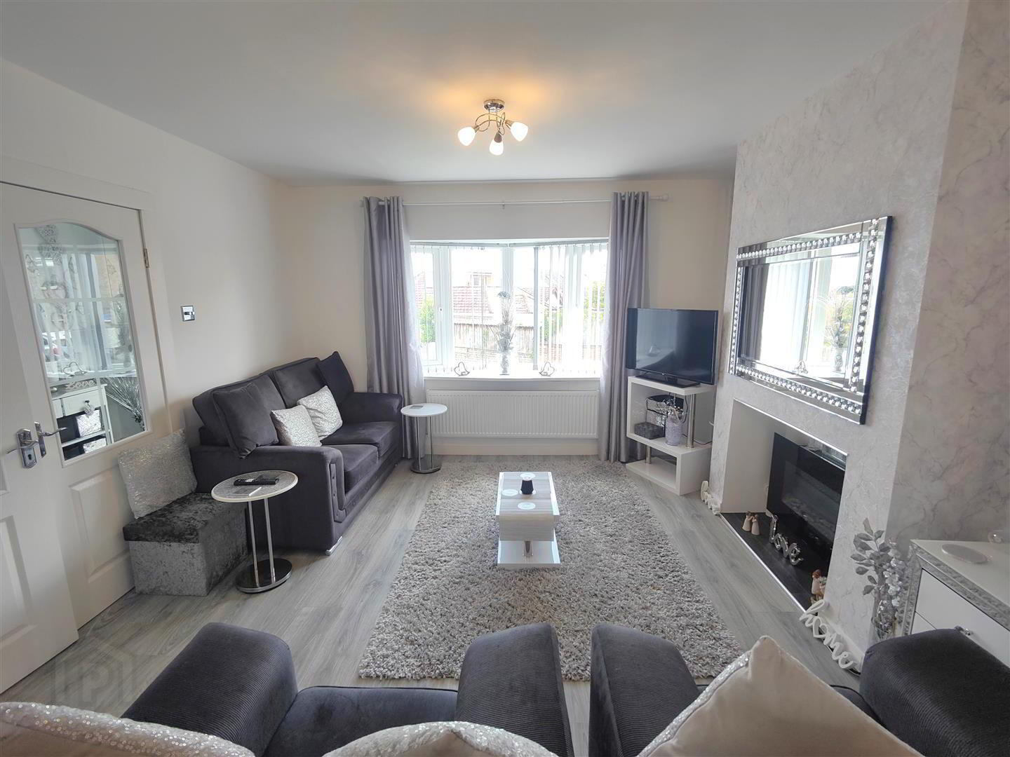 1 Duffield Park 5 of 28