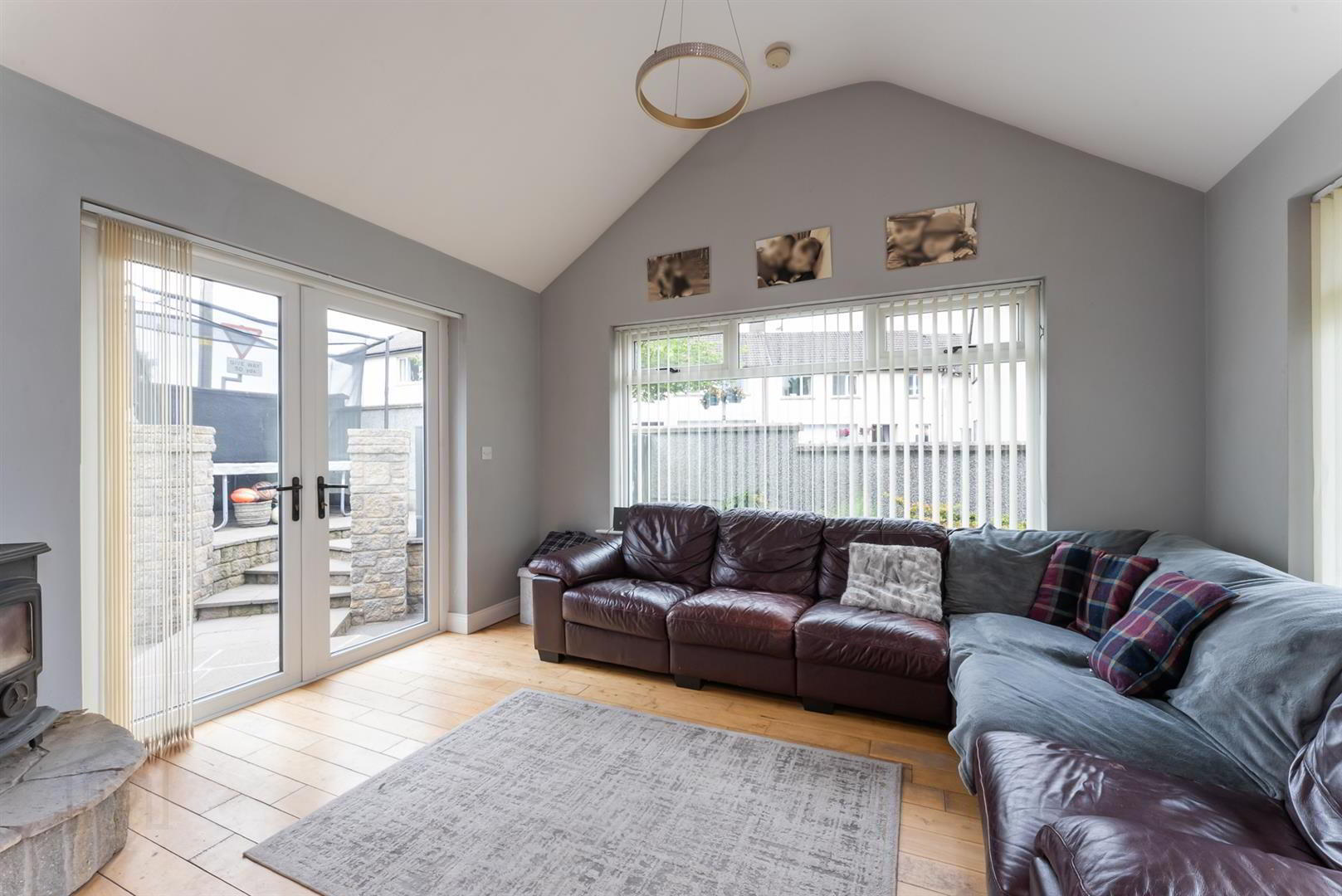 1 George Court 7 of 24
