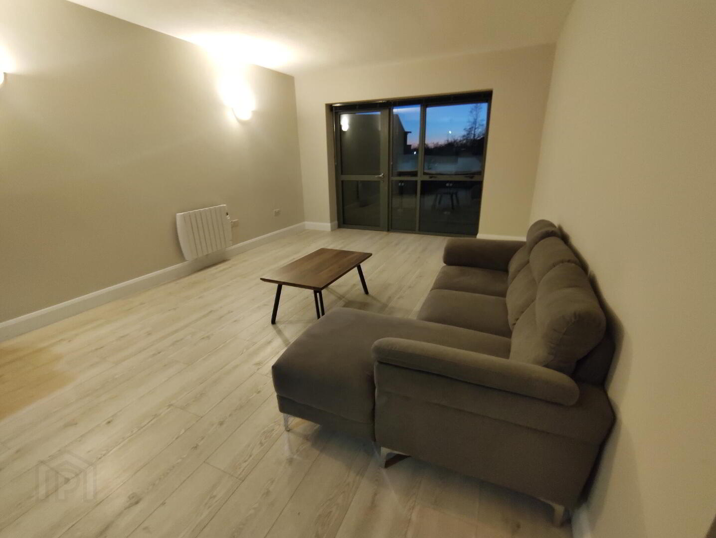 property description image