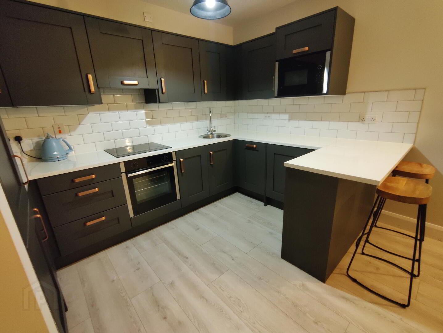 A1f Apartment Block, A Parkview Hall 1 of 6