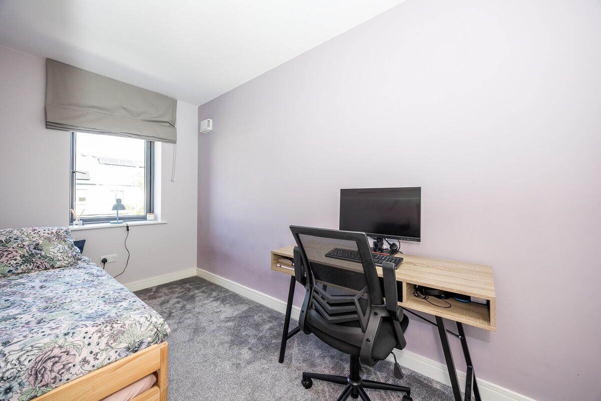 40 Churchfield Way 17 of 22