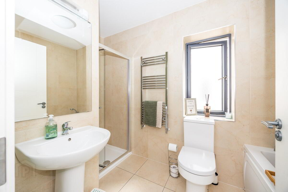 40 Churchfield Way 19 of 22