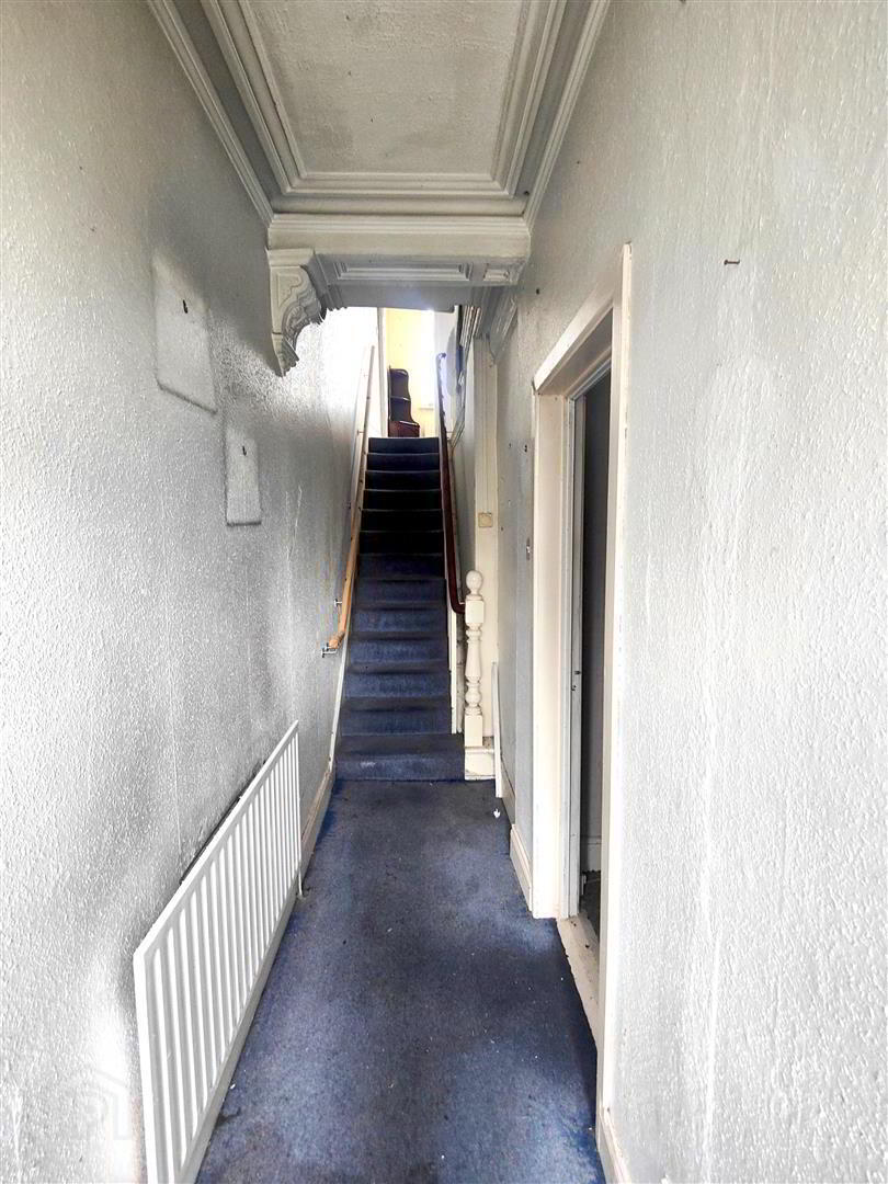 property description image