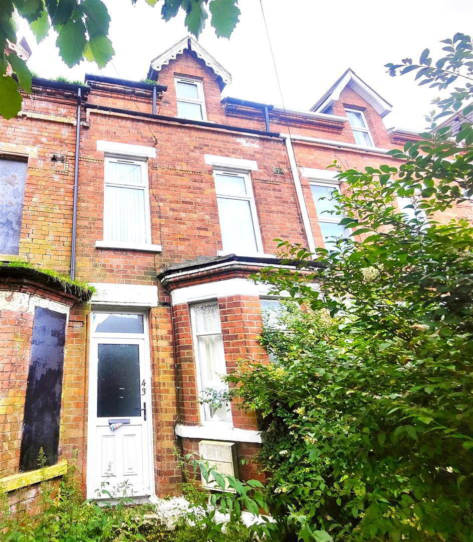 43 Skegoneill Avenue 1 of 12