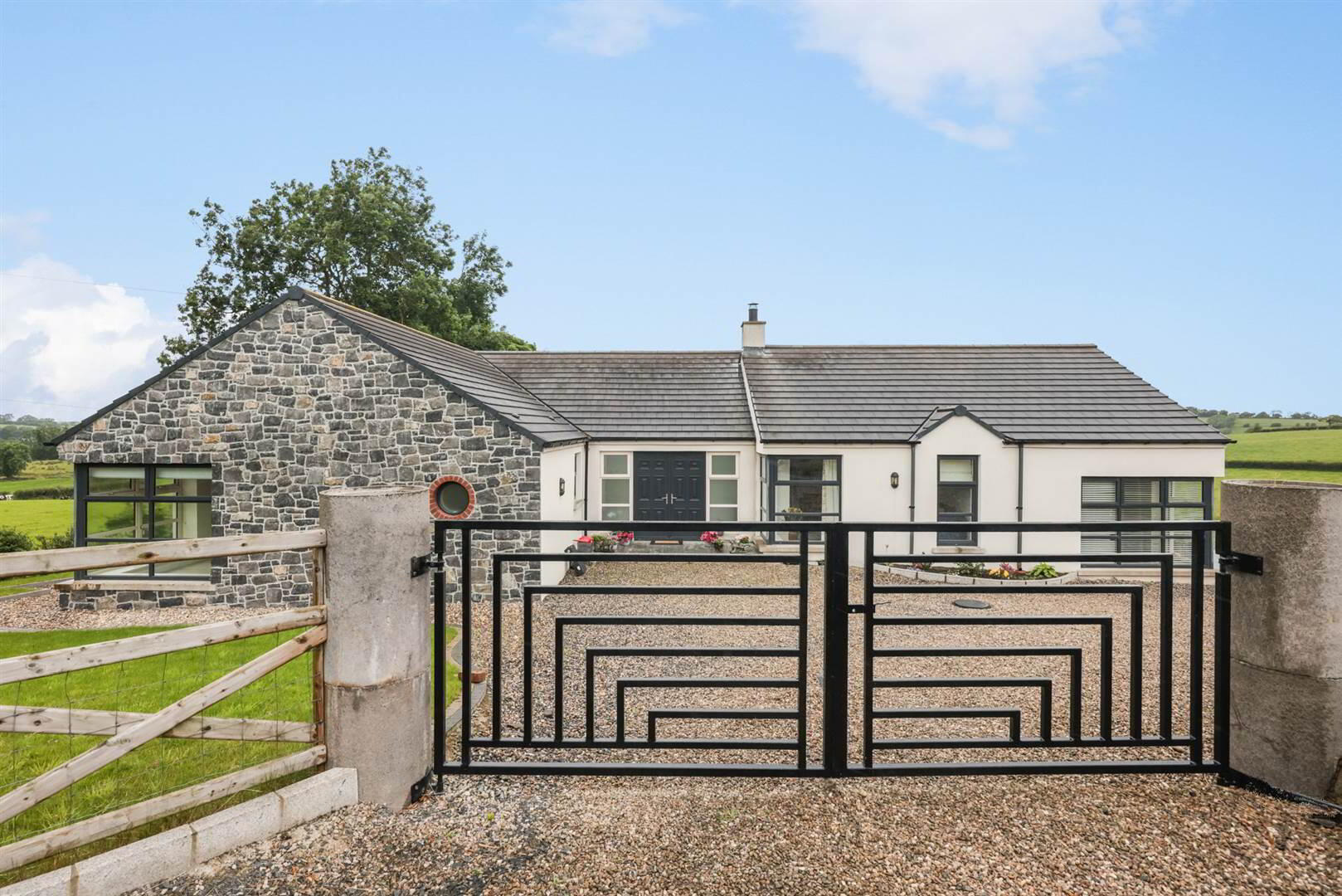 32 Drumaghadone Road 1 of 20