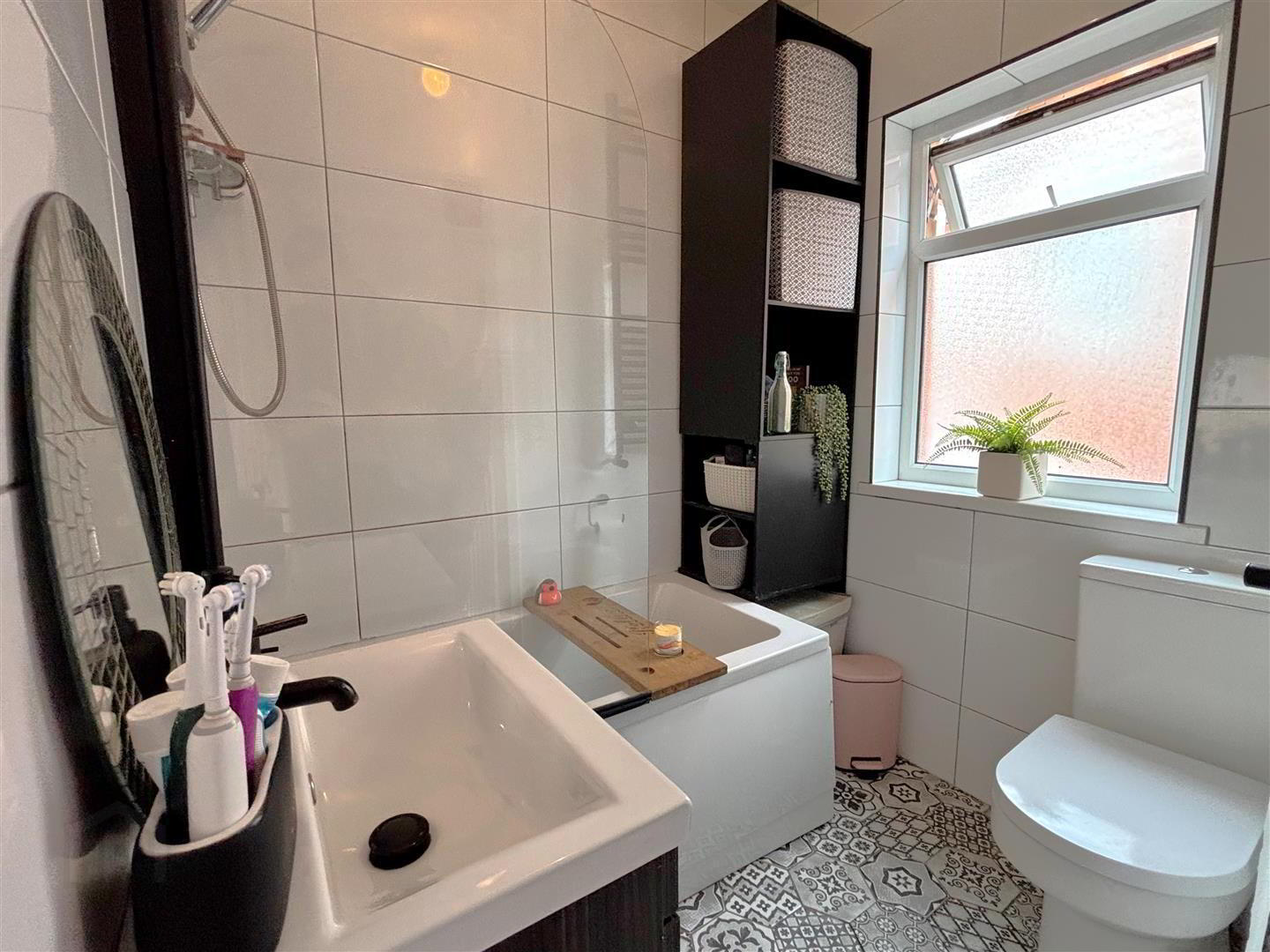 48 Somerton Road 11 of 25