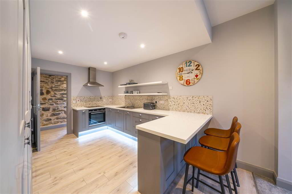 Apartment, No. 8 Tapas Bar 5 of 22