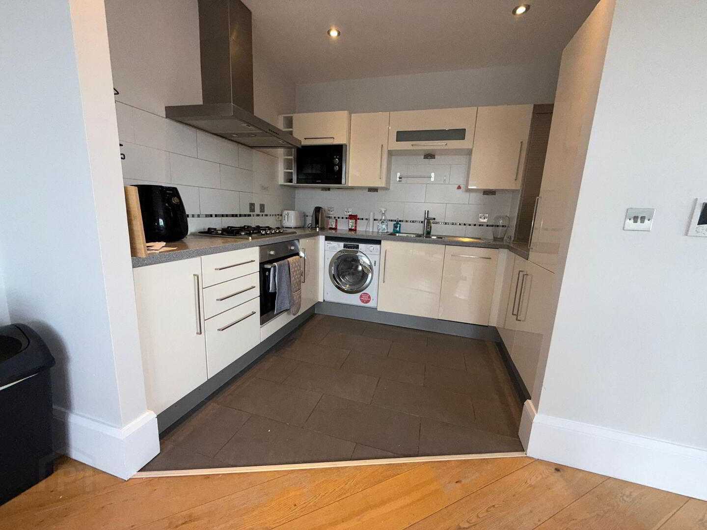 Apt 406 The Bakery, Ormeau Road 3 of 17