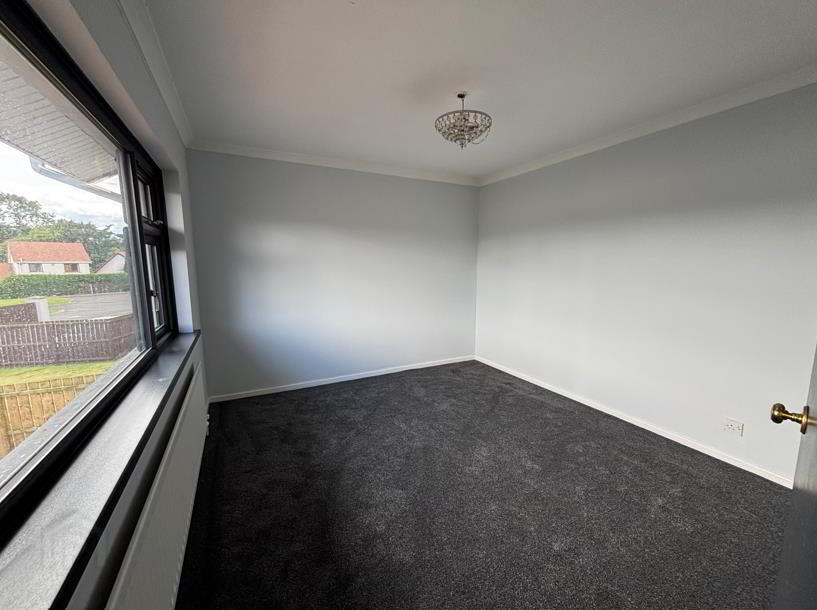25a Parkmount Crescent 10 of 17
