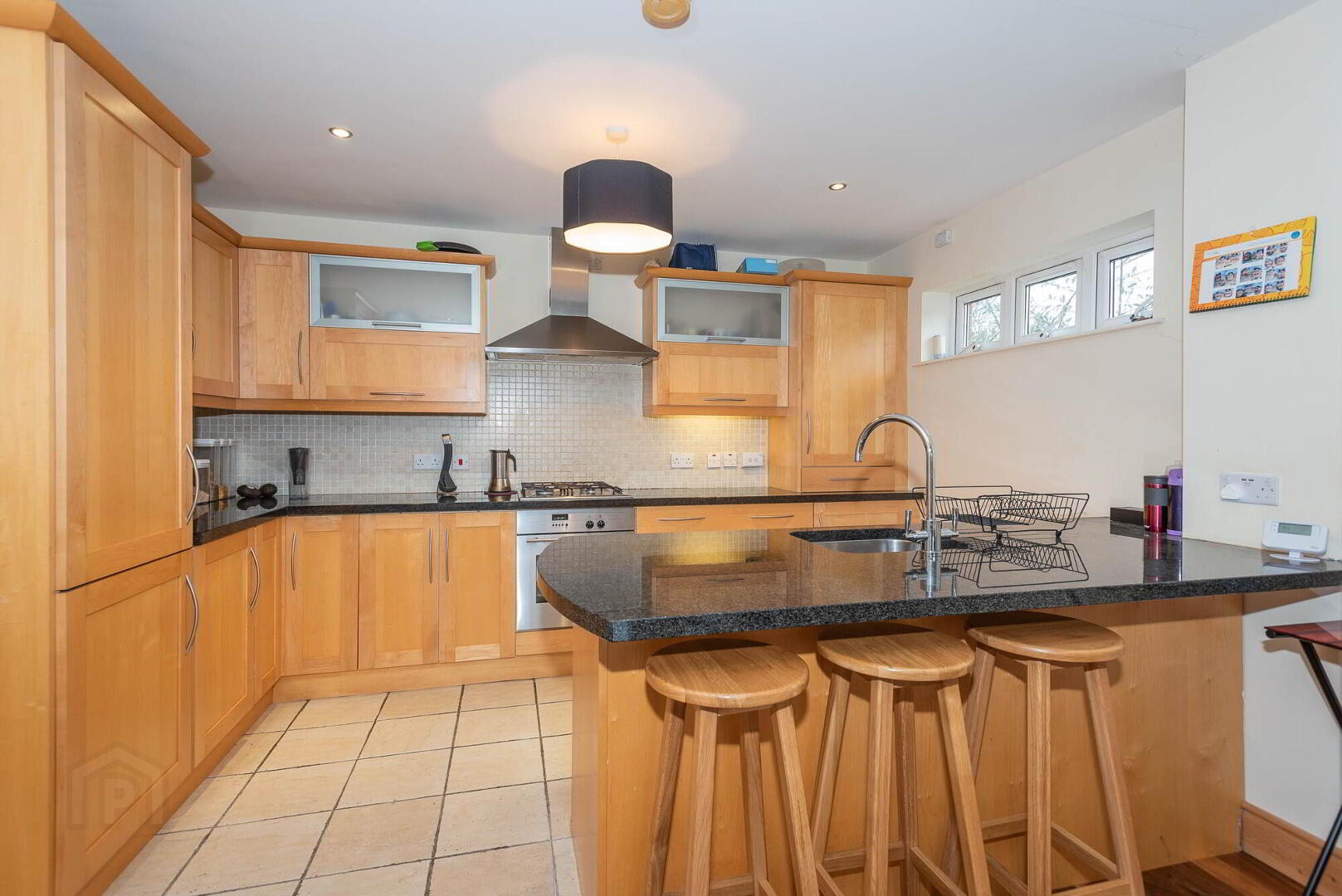 Apt 9, 1 Deramore Park South 9 of 15