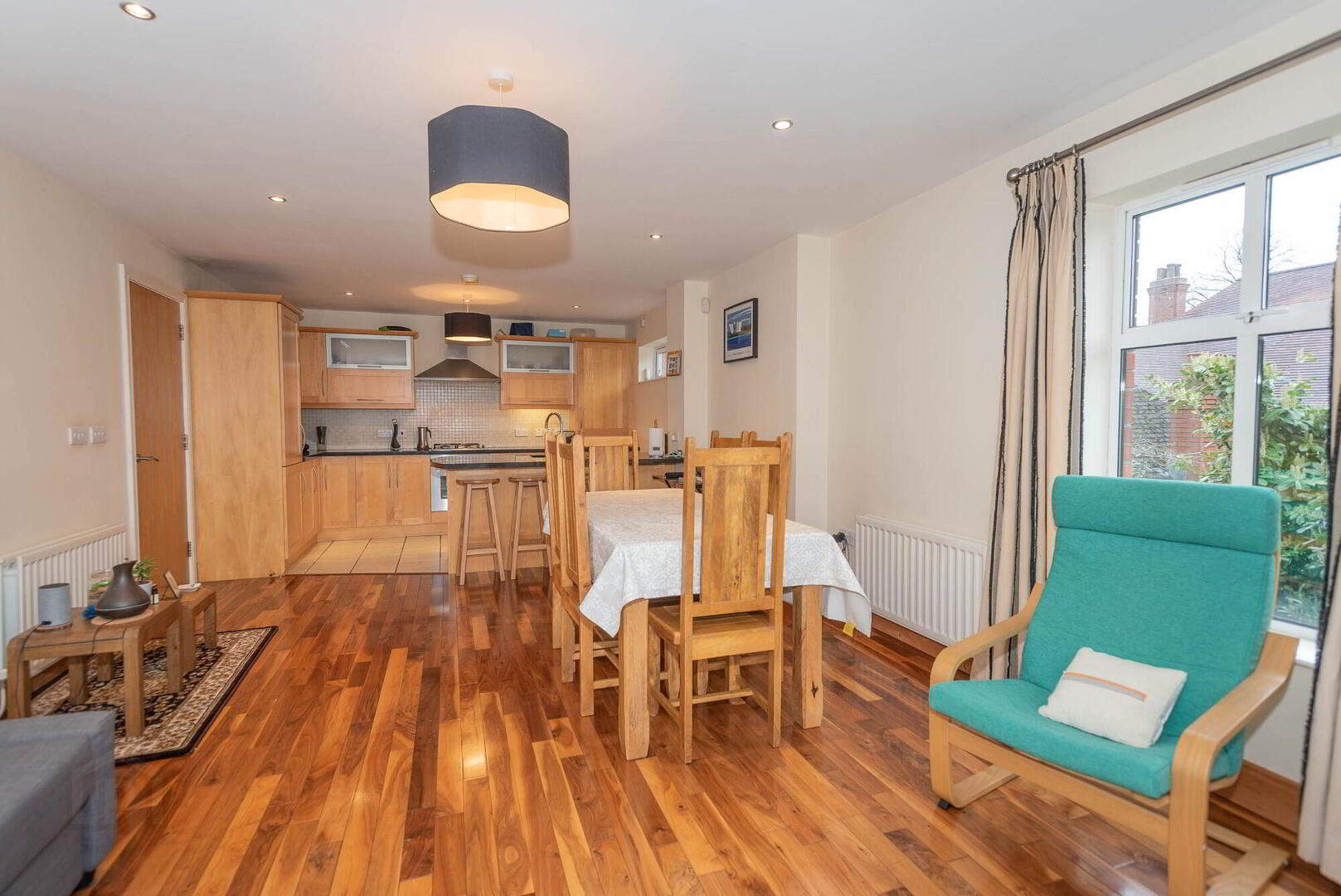 Apt 9, 1 Deramore Park South 8 of 15