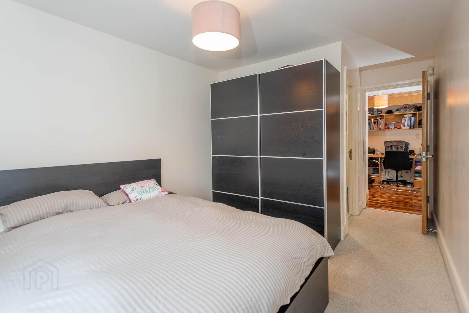 Apt 9, 1 Deramore Park South 12 of 15